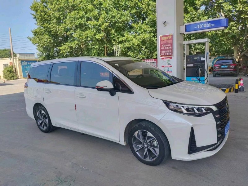 保定21年传祺M63