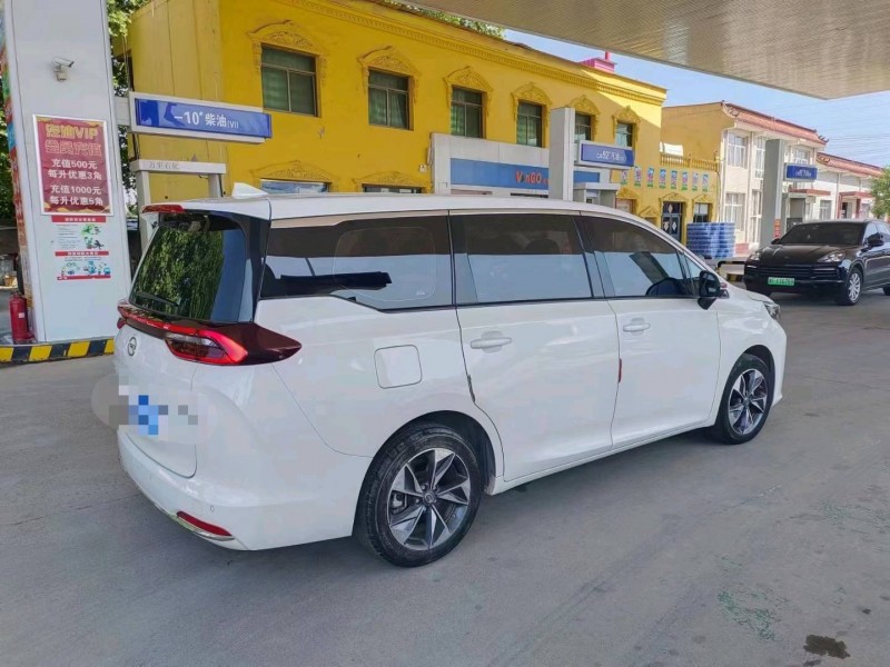 保定21年传祺M64