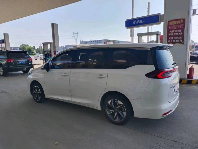 保定21年传祺M65