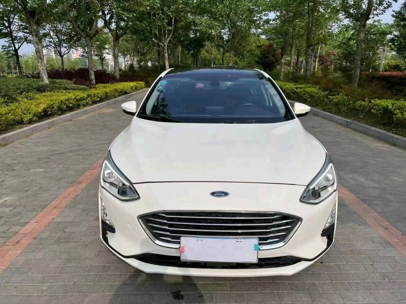 徐州19年福特福克斯1