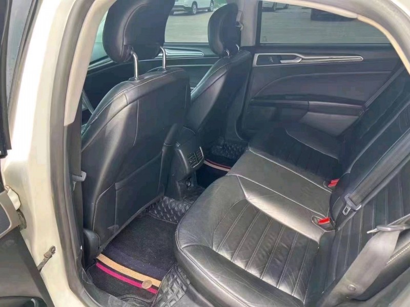 济宁17年福特蒙迪欧5