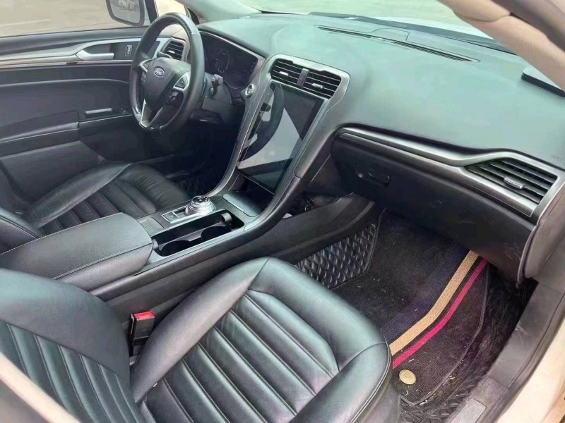 济宁17年福特蒙迪欧6