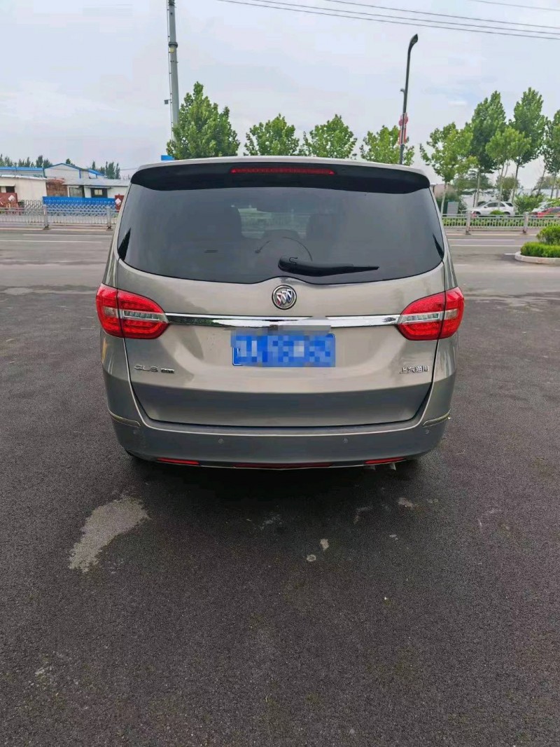 枣庄20年别克GL82