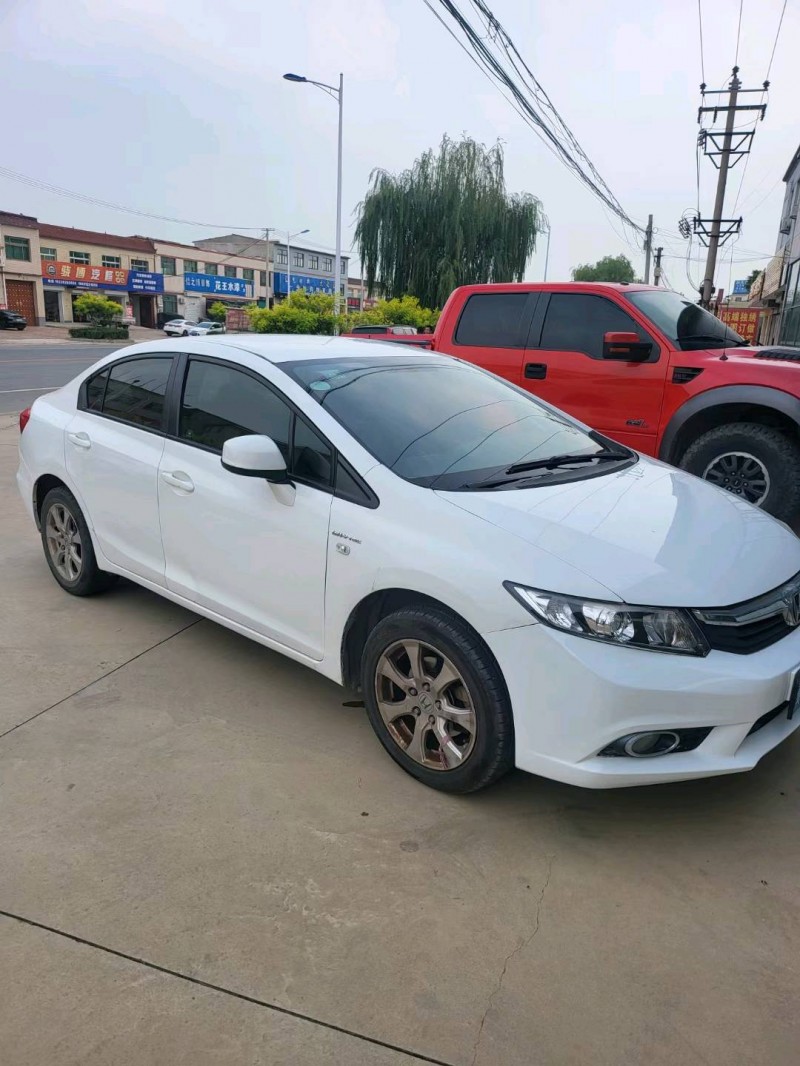保定13年本田思域2
