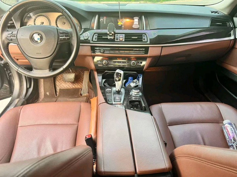 保定13年宝马5系5