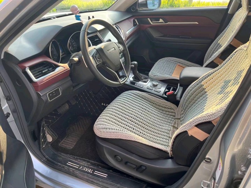 保定18年哈弗H64