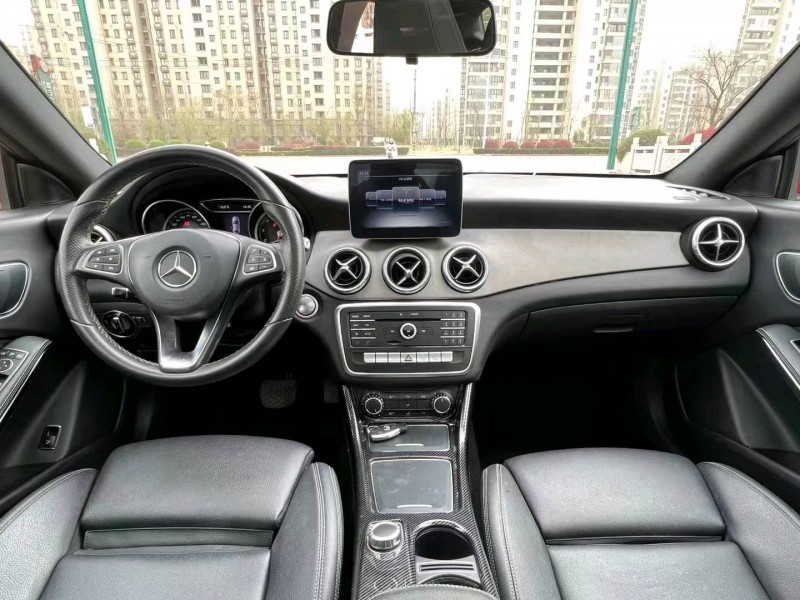 徐州18年奔驰CLA7