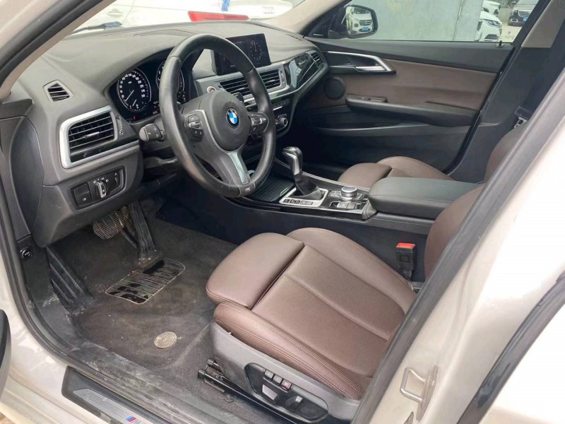 保定19年宝马1系5