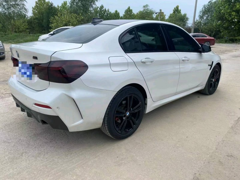 保定19年宝马1系7