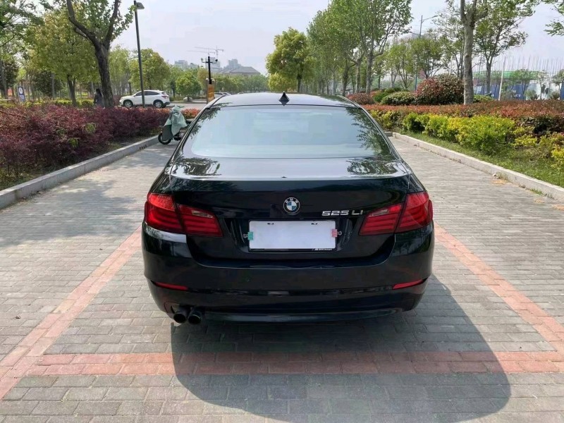 徐州12年宝马5系5