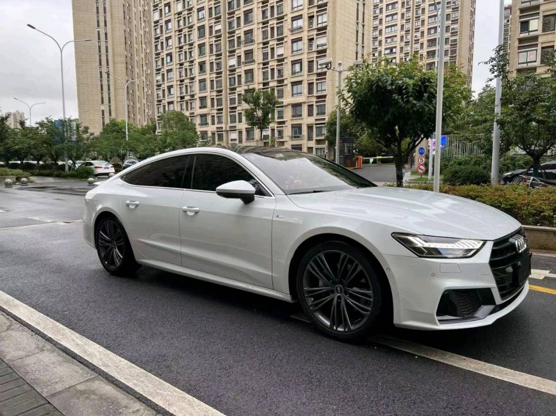 苏州22年奥迪A7L2