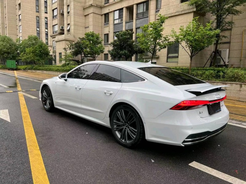 苏州22年奥迪A7L7