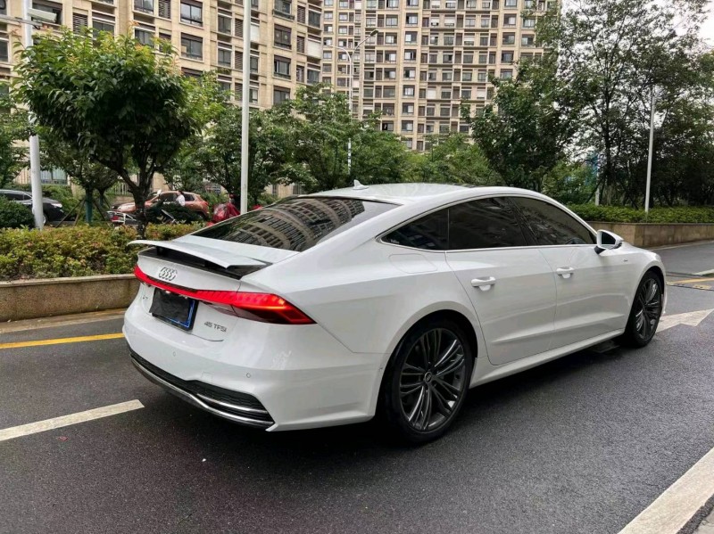 苏州22年奥迪A7L8