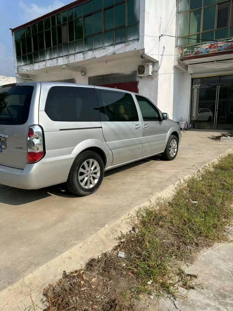 枣庄16年别克GL85