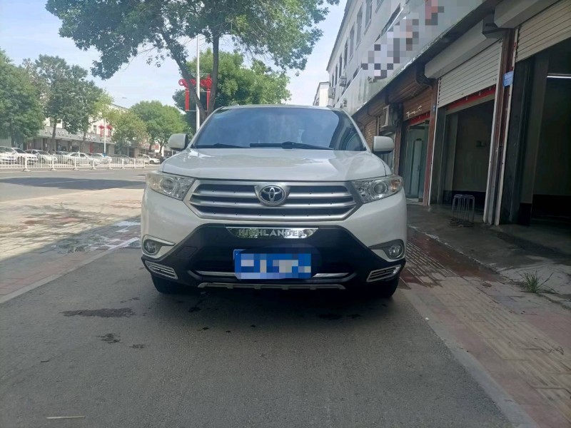 保定14年丰田汉兰达1