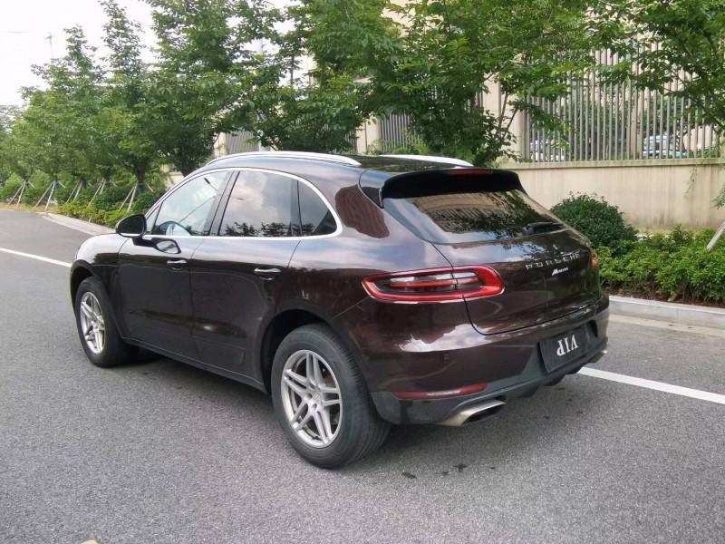 苏州17年保时捷Macan7