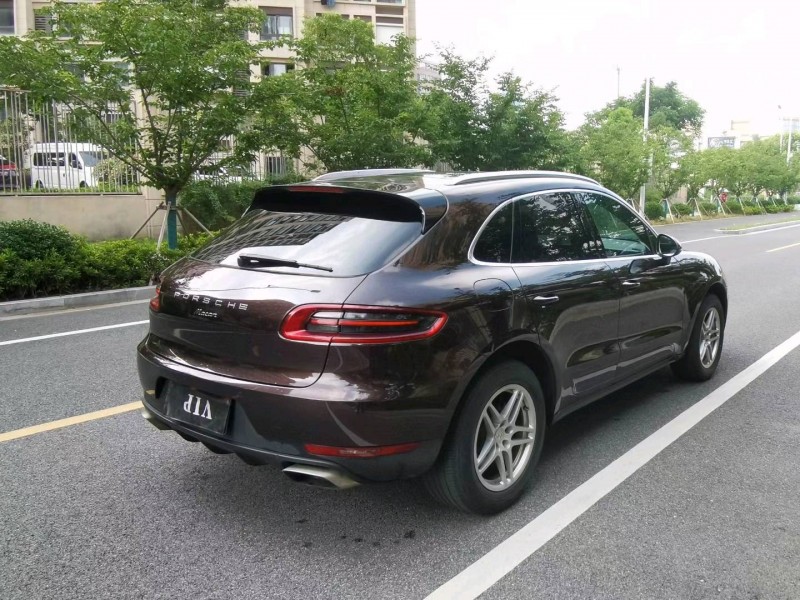 苏州17年保时捷Macan8