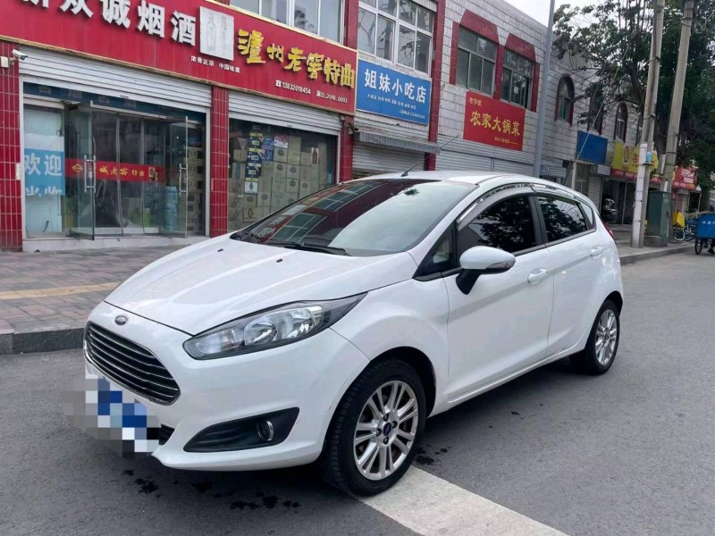 邢台15年福特嘉年华2
