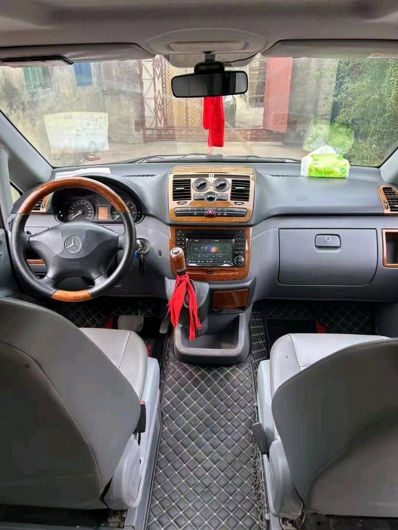 淄博11年奔驰威霆3