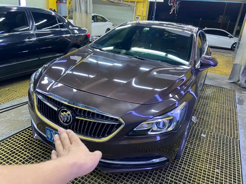 广州16年别克君越1