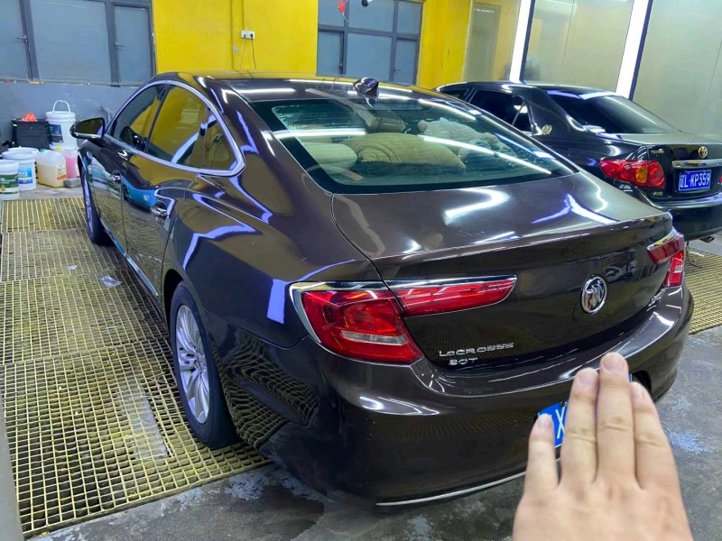 广州16年别克君越2