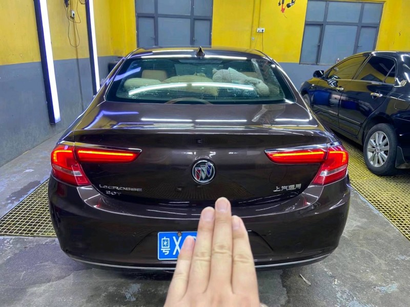 广州16年别克君越6