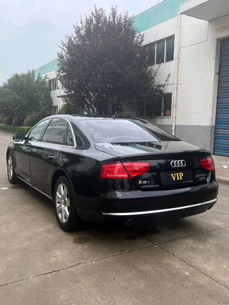 苏州13年奥迪A8L8