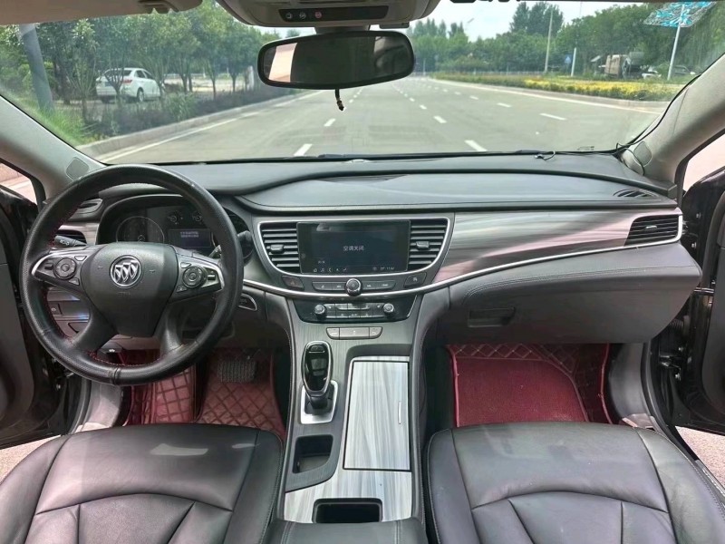 枣庄20年别克君越6