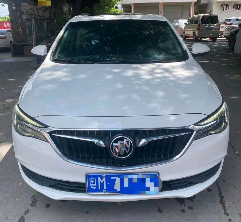 广州18年别克英朗1