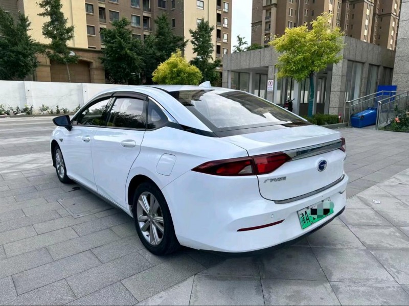 廊坊20年传祺埃安S4