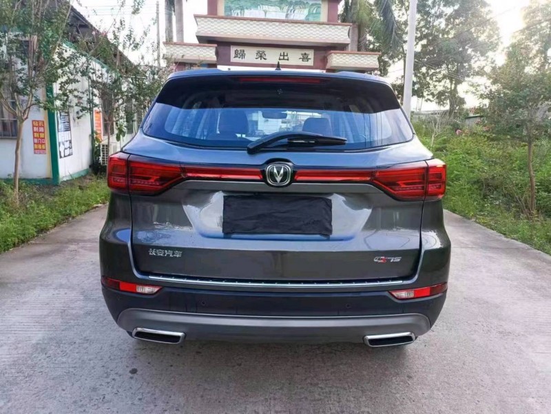 汕頭23年長安汽車CS752
