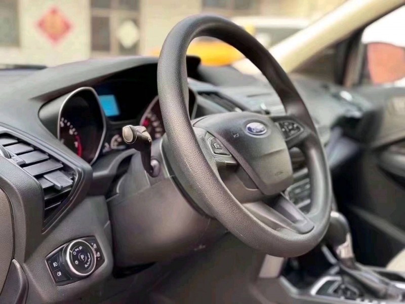 枣庄17年福特翼虎4