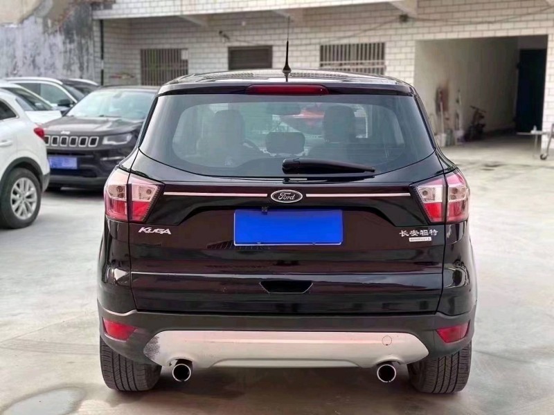 枣庄17年福特翼虎5