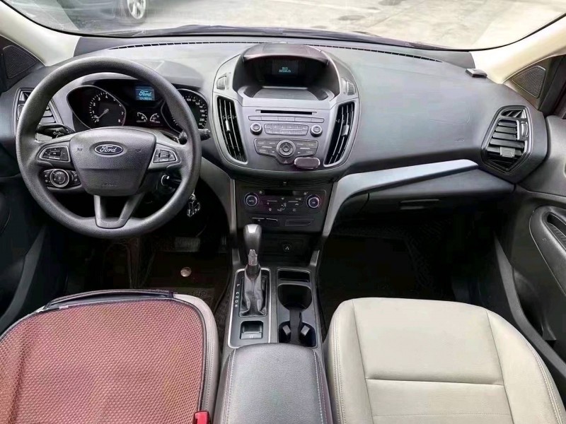 枣庄17年福特翼虎9