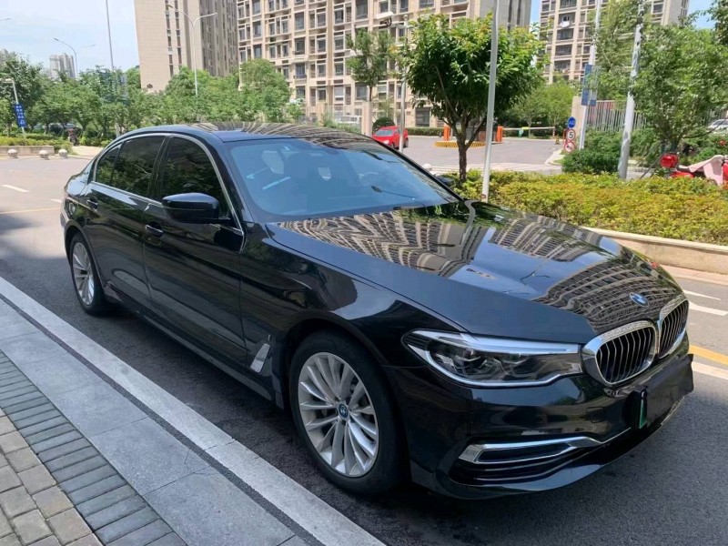 苏州19年宝马5系3