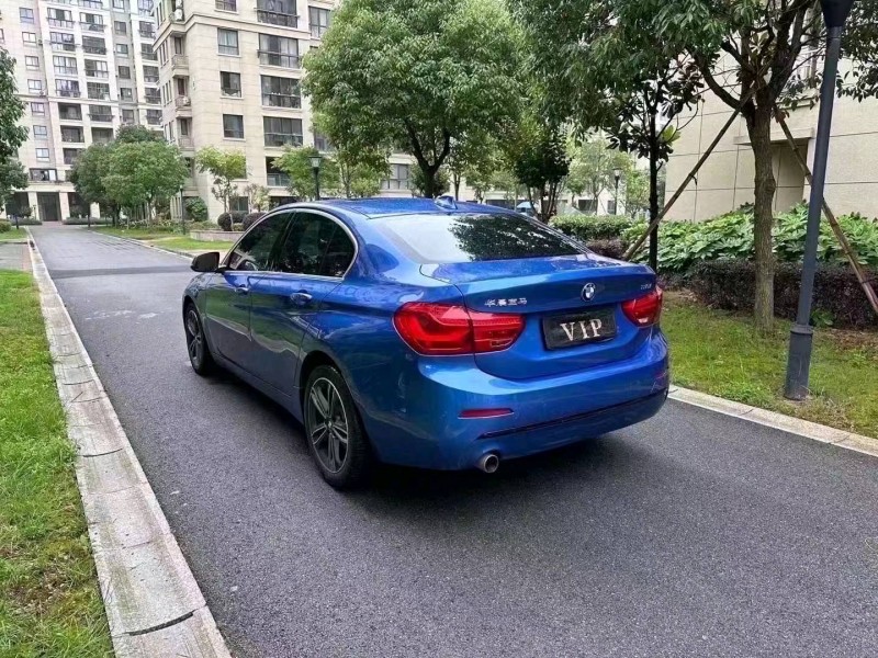 嘉兴18年宝马1系8