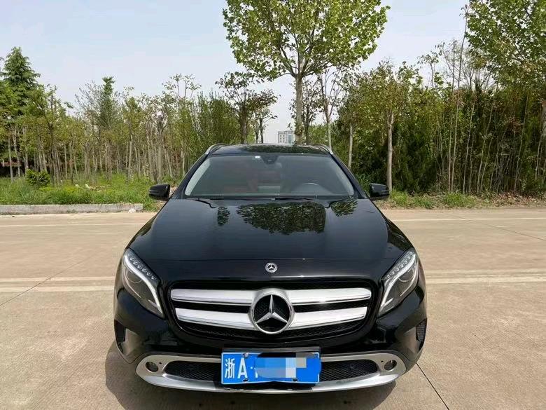 盐城17年奔驰GLA1