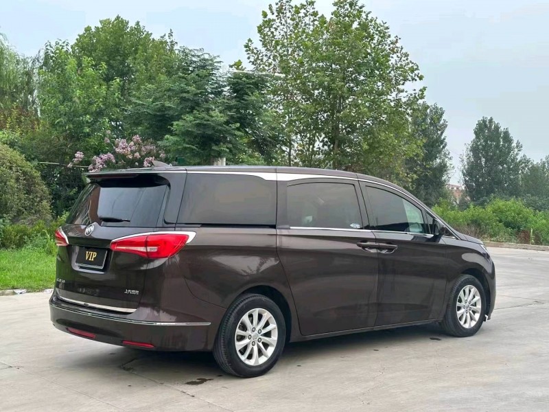 枣庄18年别克GL85