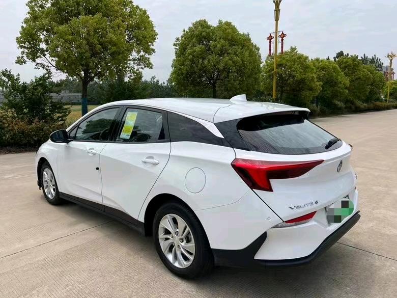 盐城23年别克微蓝5