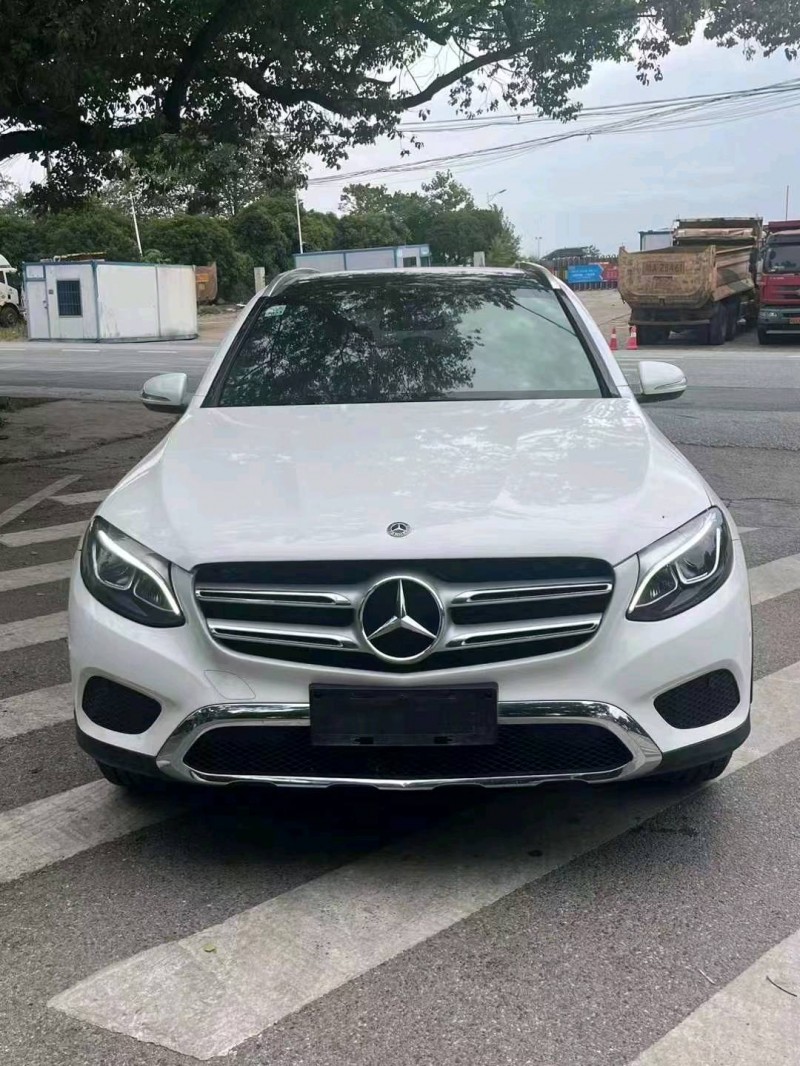 衡阳19年奔驰GLC1