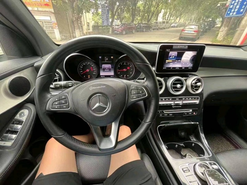 衡阳19年奔驰GLC2