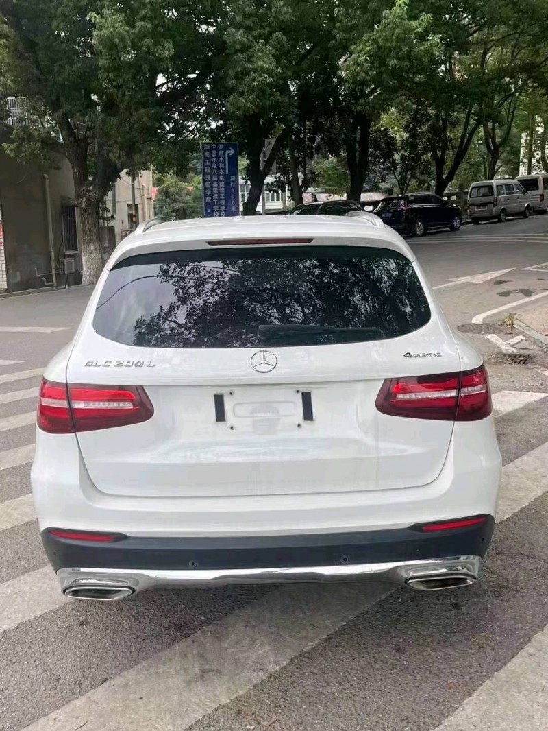 衡阳19年奔驰GLC3