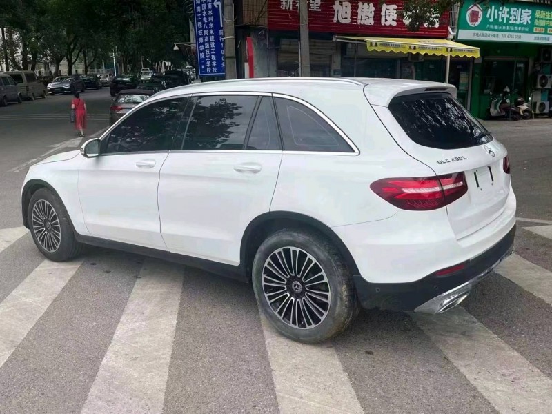 衡阳19年奔驰GLC4
