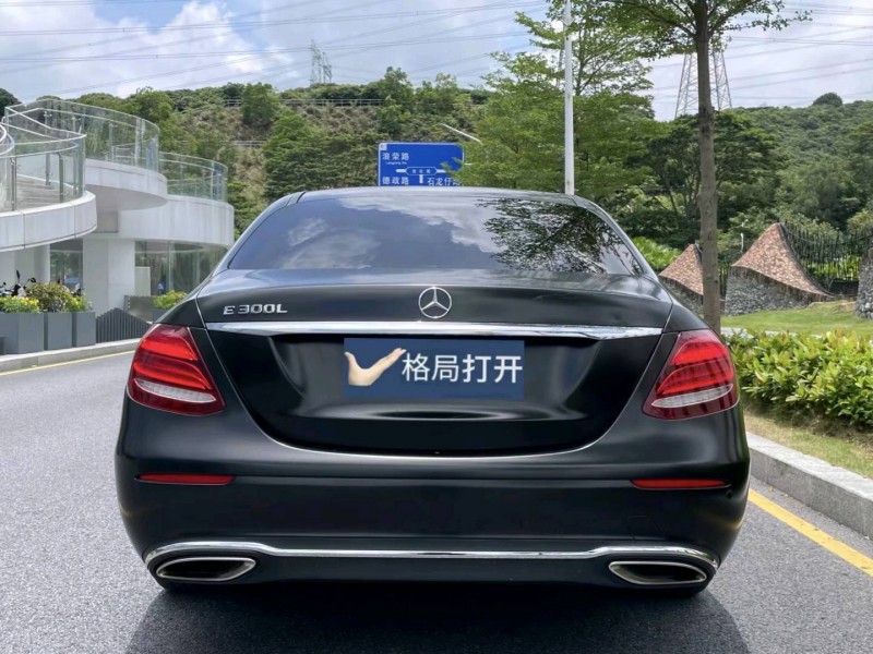 深圳17年奔驰E9