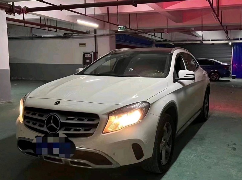 邵阳19年奔驰GLA1