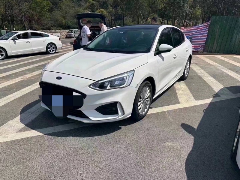 湖州20年福特福克斯2