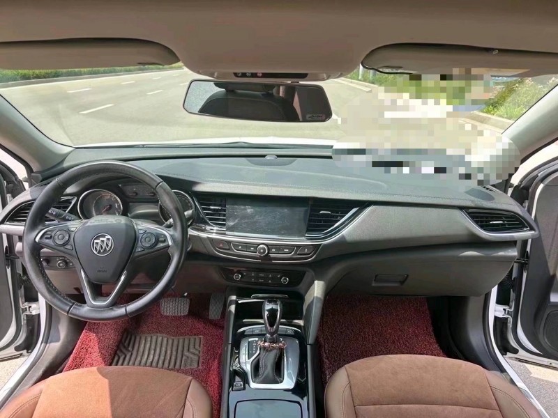 枣庄19年别克君威6