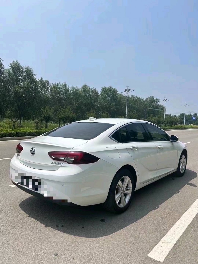 枣庄19年别克君威9