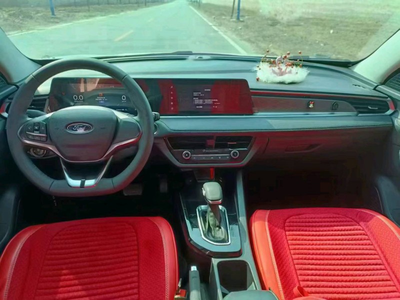 邢台21年福特福睿斯4