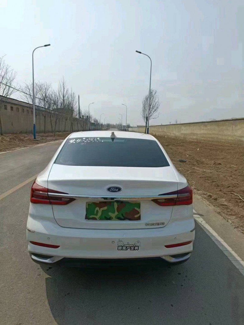 邢台21年福特福睿斯9